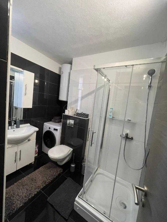 Apartamento Apartman Duzel Split Exterior foto